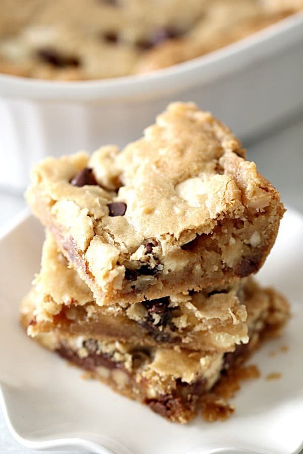 Loaded blonde brownies on sixsistersstuff